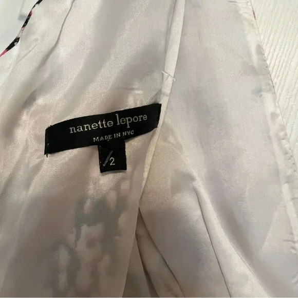 Nanette Lepore White Black Pink Abstract Floral Sheath Dress Pleated Size 2 NWOT - Picture 7 of 8